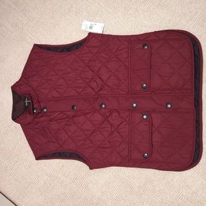 NWT Barbour Men's Bordeaux Lowerdale Gilet - Size Medium